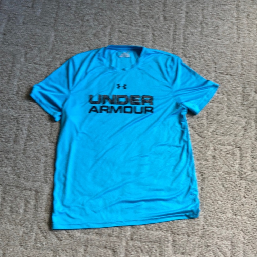 Under Armour t-shirt